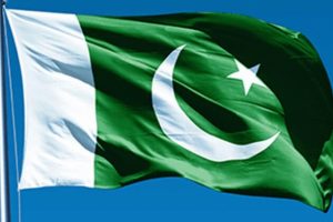 Pakistan'da 50 kişinin bulundu bot alabora oldu