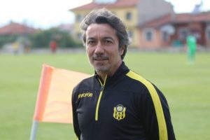Ali Ravcı: Avrupa'da gruplara kalmak istiyoruz