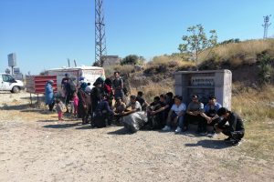 &Ccedil;anakkale'de 85 ka&ccedil;ak g&ouml;&ccedil;men yakalandı