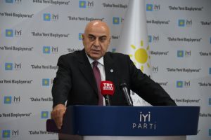 İYİ Parti'li Pa&ccedil;acı: Tarafsız cumhurbaşkanlığı makamına ihtiya&ccedil; var