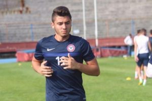 K&ouml;m&uuml;rspor'un profesyonel futbolcusu k&ouml;m&uuml;r ocağında &ccedil;alışmaya başladı