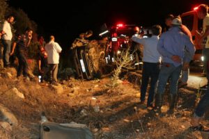 Aydın'da trafik kazası: 2 &ouml;l&uuml; 3 yaralı
