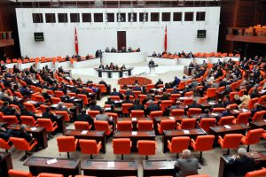 Tapu ve imar kanunlarında değişiklik teklifi kabul edildi