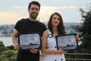 Afili Aşk fanlarından b&uuml;y&uuml;k jest!
