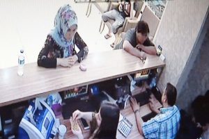 Altın bozduran kadına 15 bin 235 lira fazla &ouml;deme yaptı