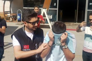 'M&uuml;teahhitlik yapıyorum' diyerek, 2 milyon lirasını dolandırdı