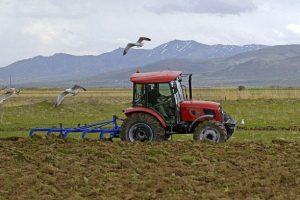 'Doğal afet mağduru &ccedil;ift&ccedil;ilerin kredi bor&ccedil;ları ertelensin' talebi