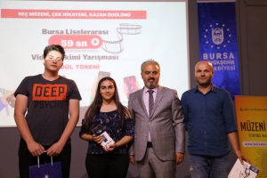 Bursa m&uuml;zeleri gen&ccedil;lerin g&ouml;z&uuml;yle hayat buldu