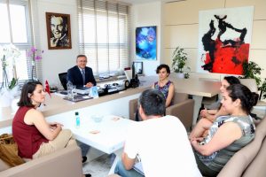 Bursa Nil&uuml;fer'deki katılımcılık s&uuml;re&ccedil;leri T&uuml;rkiye'ye &ouml;rnek olacak