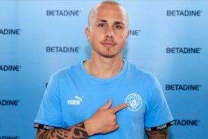 Angelino bir kez daha Manchester City'de