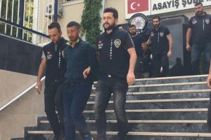 Filmleri aratmayan kovalamaca ile yakalandılar