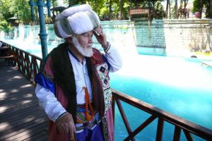 Konya'da tiyatro tutkusuyla 'Nasreddin Hoca'yı yaşatıyor