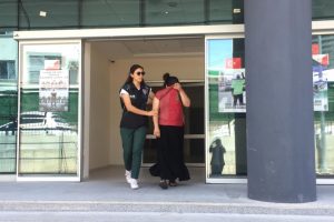 Bursa'da zehir taciri kadın yakalandı