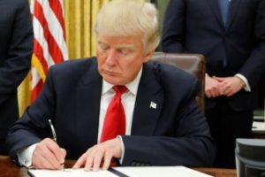 Trump'la ilgili bomba iddia! O kararnameyi &ccedil;ıkaracak