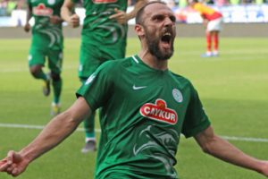 Vedat Muriqi: "Kul&uuml;b&uuml;mden ayrılmama kararı aldım"