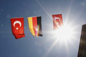 T&uuml;rkiye'den Almanya'ya 5 bin iltica başvurusu