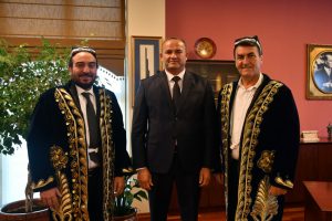 &Ouml;zbek iş d&uuml;nyasından Bursa Osmangazi Belediye Başkanı D&uuml;ndar'a ziyaret