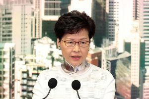 Hong Kong liderinden g&ouml;stericilere g&ouml;r&uuml;şme &ccedil;ağrısı