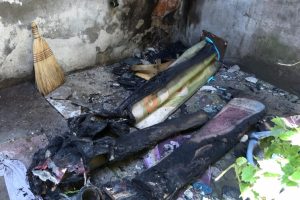 Bina sigara izmaritinden yanıyordu