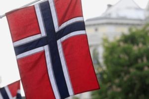 Norve&ccedil;li eski bakana sığınmacılara cinsel istismardan hapis