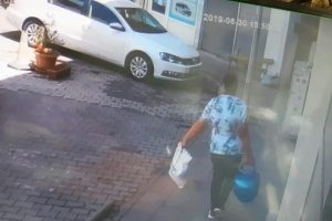 Marketten hırsızlık zanlısı yakalandı