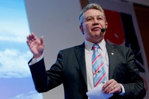 Norve&ccedil;li eski bakana m&uuml;ltecilere cinsel tacizden 5 yıl hapis