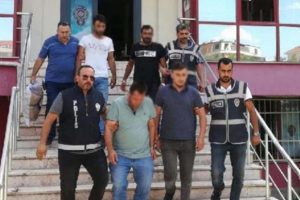 650 bin TL'yi &ccedil;almaya &ccedil;alışırken yakalandı