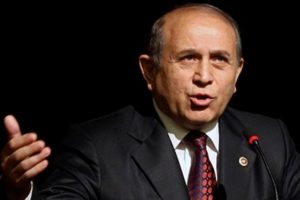Burhan Kuzu'dan G&uuml;l, Davutoğlu ve Ali Babacan'a &ccedil;ağrı