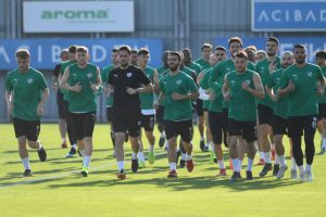 Bursaspor'da 11 oyuncu veda etti
