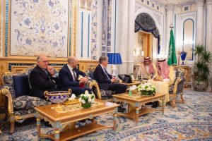 Suudi Arabistan Kralı, İngiliz Maliye Bakanı ile g&ouml;r&uuml;şt&uuml;