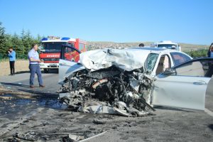 Ankara'da feci kaza: 3 &ouml;l&uuml;