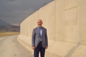 Bakan Soylu: Sınırlarımızdan Allah'ın izni ile kuş u&ccedil;mayacak