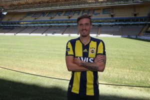 Max Kruse: "Parayı se&ccedil;sem Fenerbah&ccedil;e'ye değil, &Ccedil;in'e giderdim"