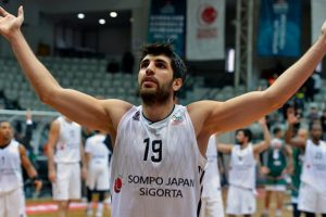 Burak Can Yıldızlı 1 yıl daha Beşiktaş'ta