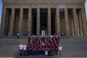 Şehit ve gazi &ccedil;ocukları Anıtkabir'de