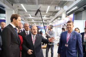 Varank: T&uuml;rkiye ve Rusya birbirini tamamlayan &uuml;lkeler