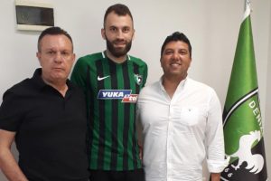 Mustafa Yumlu'yu Denizlispor kaptı