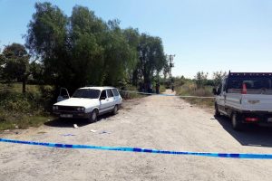 Otomobilinde başından vurulmuş halde bulunan gen&ccedil; kurtarılamadı