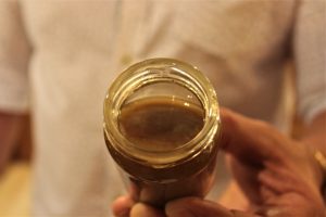 Bursa'da bu ağacın yağı 3 g&uuml;nde g&uuml;zelleştiriyor