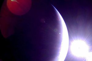 'Uzay yelkenlisi' LightSail 2, D&uuml;nya'ya ilk fotoğrafları g&ouml;nderdi