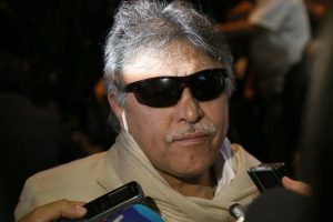 FARC'ın izini kaybettiren &ouml;nemli ismine yakalama kararı
