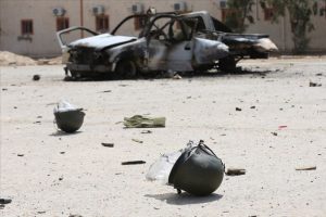 Hafter g&uuml;&ccedil;lerinden Giryan kentine hava saldırısı