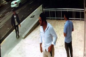 Beylikd&uuml;z&uuml;'nde silahlı, keserli, trafik kazası kavgası