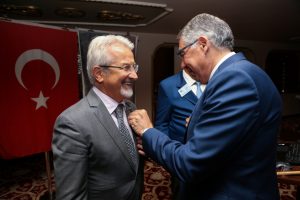 Bursa Nil&uuml;fer Belediye Başkanı Erdem'den Tophane Rotary'e teşekk&uuml;r