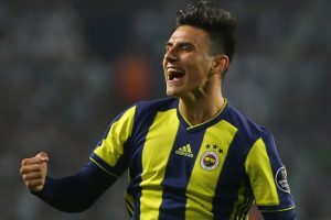 Eljif Elmas İstanbul'a geldi