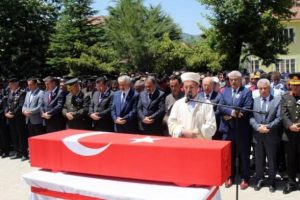 Şehit Uzman Onbaşı Mertoğlu Burdur'da toprağa verildi