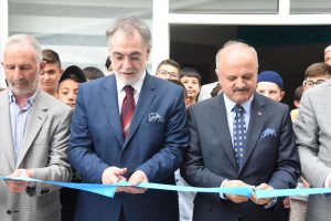 Tıraş&ccedil;ı: Din ve dine ait kavramları &ouml;ğretmeye &ccedil;alışıyoruz