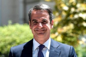 Mi&ccedil;otakis'ten FET&Ouml;'c&uuml;lere k&ouml;t&uuml; haber! İltica hakkı olmayanlar T&uuml;rkiye'ye iade edilecekler