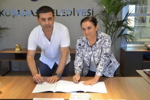 PTT'den Kuşadası Belediyesi ve personeline y&uuml;zde 30 indirim