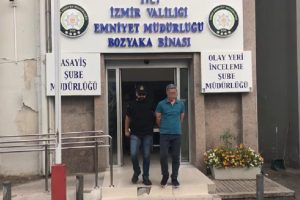 İzmir'de PKK operasyonu: 10 g&ouml;zaltı
